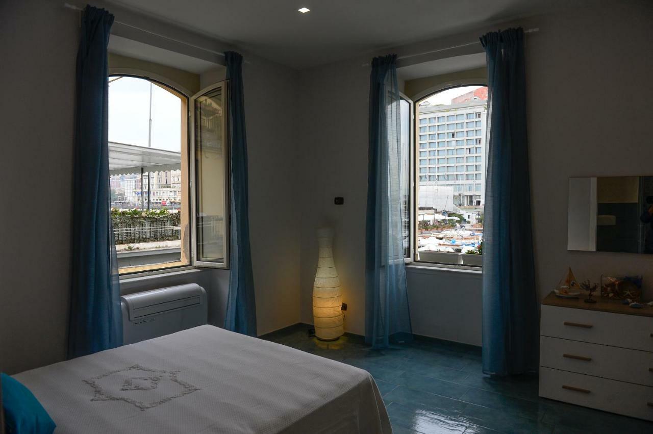 Willa Casa Del Porto Al Borgo Marinari Neapol Zewnętrze zdjęcie